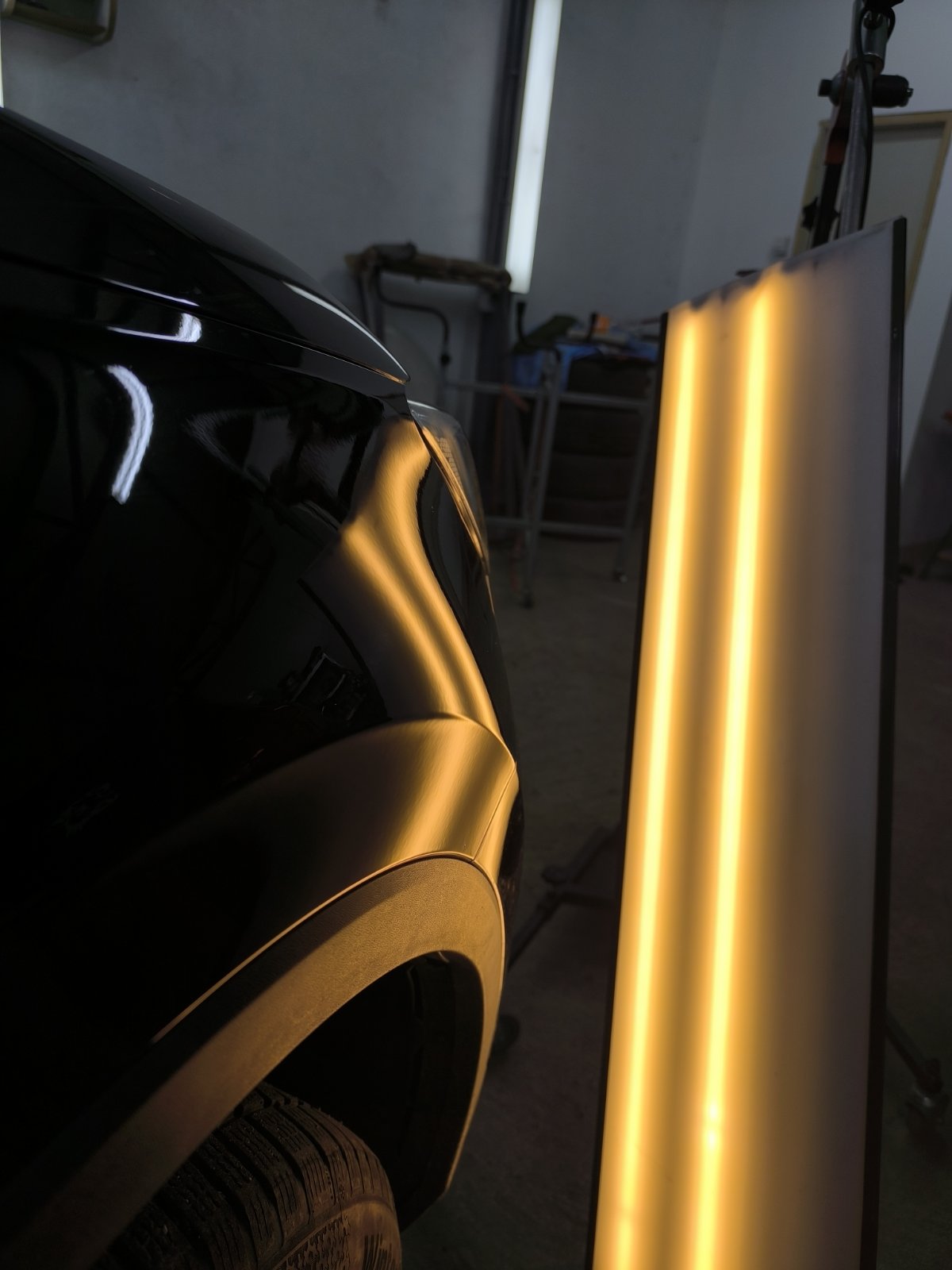 PDR tehnika - uklanjanje oštećenja od grada bez farbanja